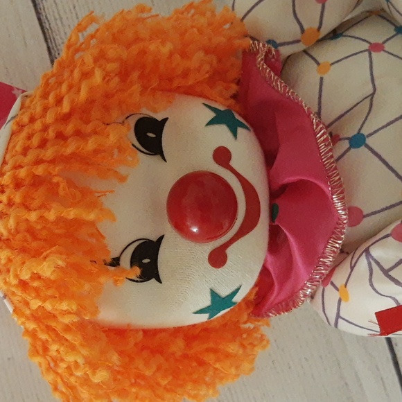 It’s A Small World Musical Wind Up Moving Head Clown 80s White Pink Orange Blue - Picture 14 of 14